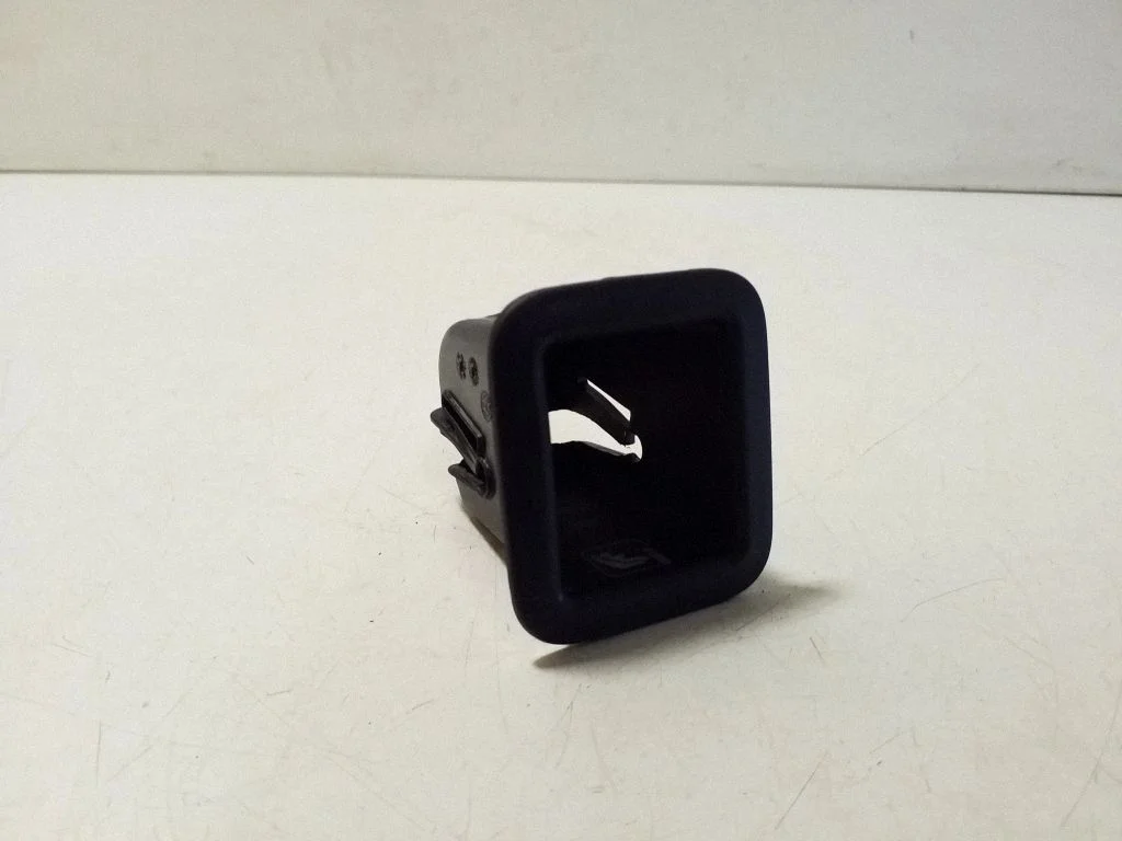 Cita salona detaļa 2G0887233