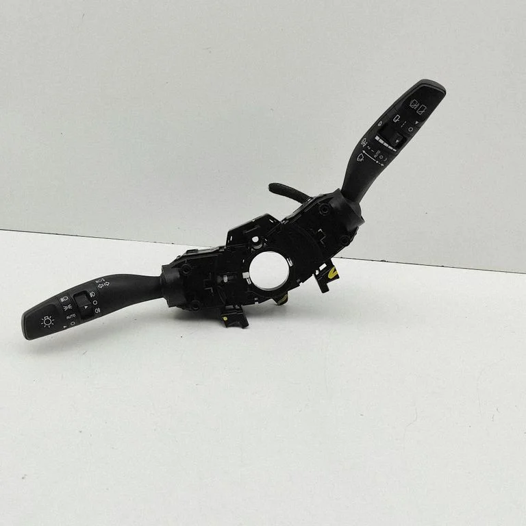 Suunatulede/tulede hoob 93403D4960 – KIA Optima (2015-2020)