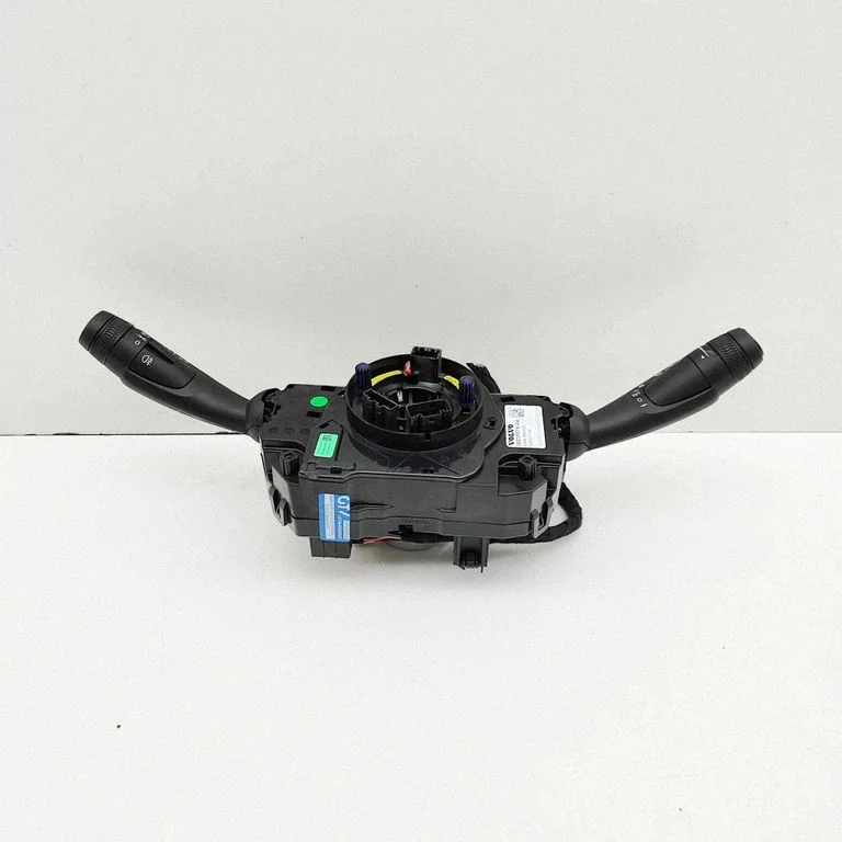 Pagriezienu/gaismu svira 32230878