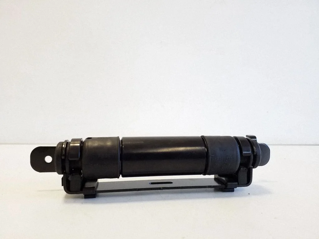 Cita salona detaļa 83A827242B