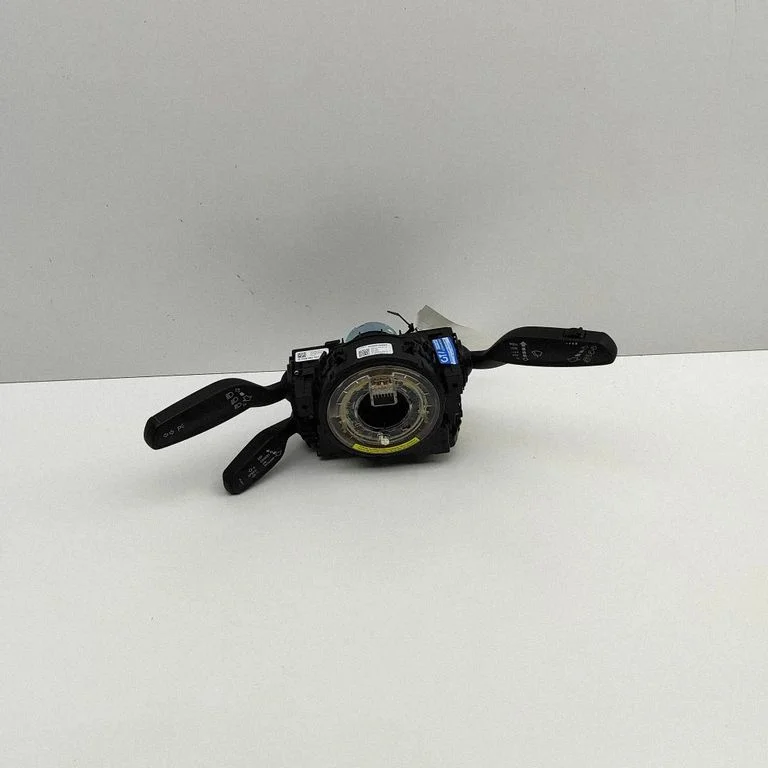 Pagriezienu/gaismu svira – Audi A6 S6 C7 4G (2011-2018)