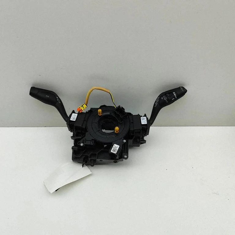 Pagriezienu/gaismu svira DG9T17A553CDW