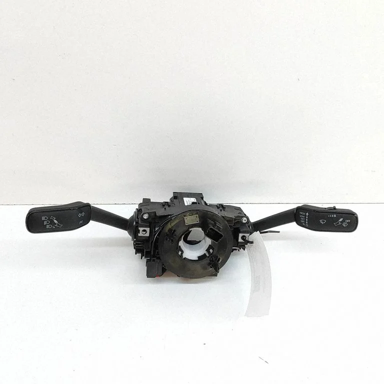 Pagriezienu/gaismu svira 6RA959653A