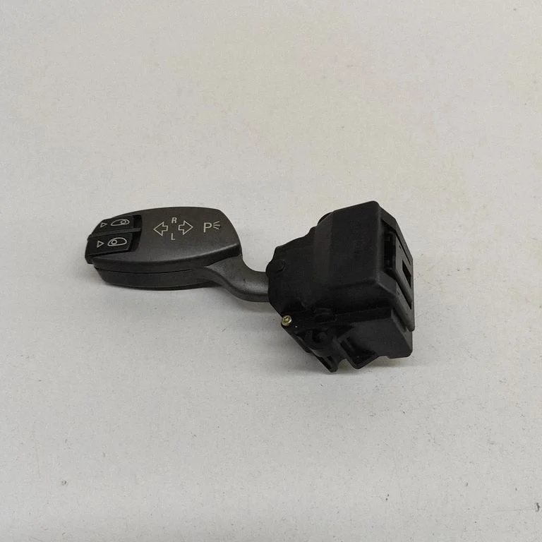 Indicator stalk – BMW 7 Series E65 E66 (2001-2008)