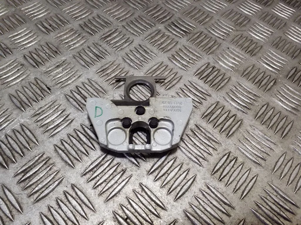 Muu salongiosa 68056111
