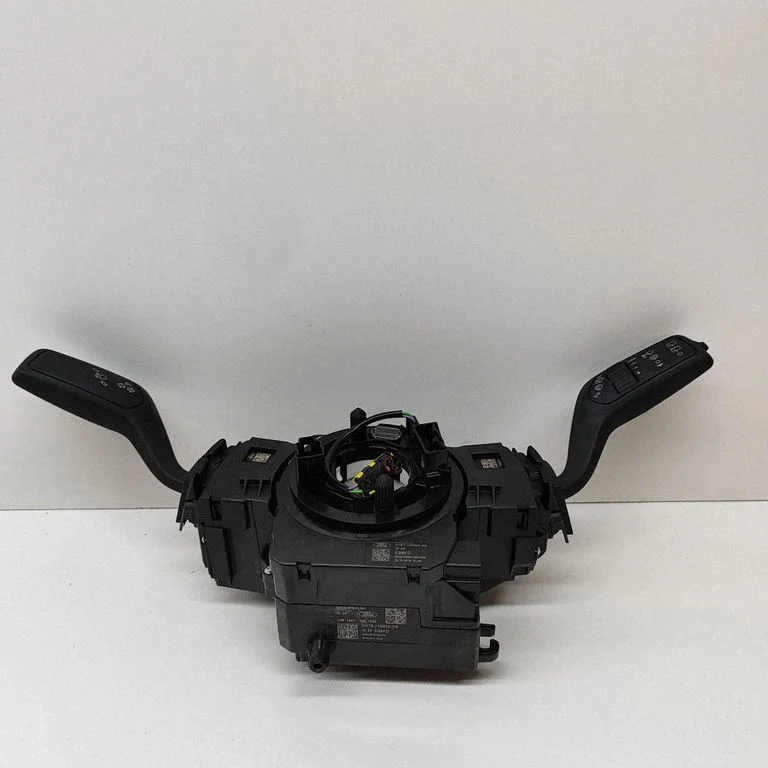 Suunatulede/tulede hoob – Ford Ecosport (2018-)