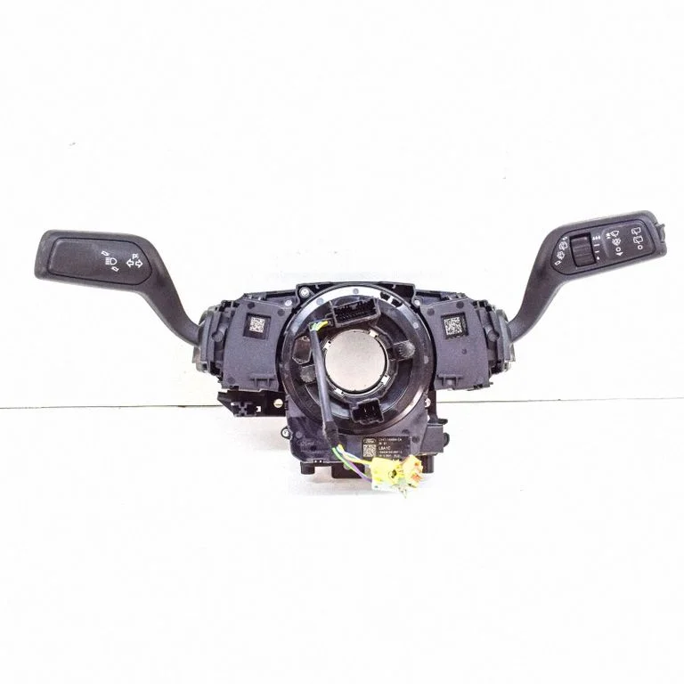 Suunatulede/tulede hoob – Ford Mustang Mach-E (2020-)