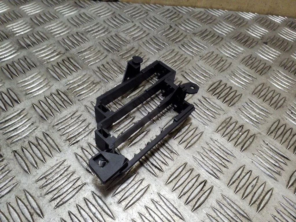 Muu salongiosa – Audi A4 Allroad B8 (2008-2016)