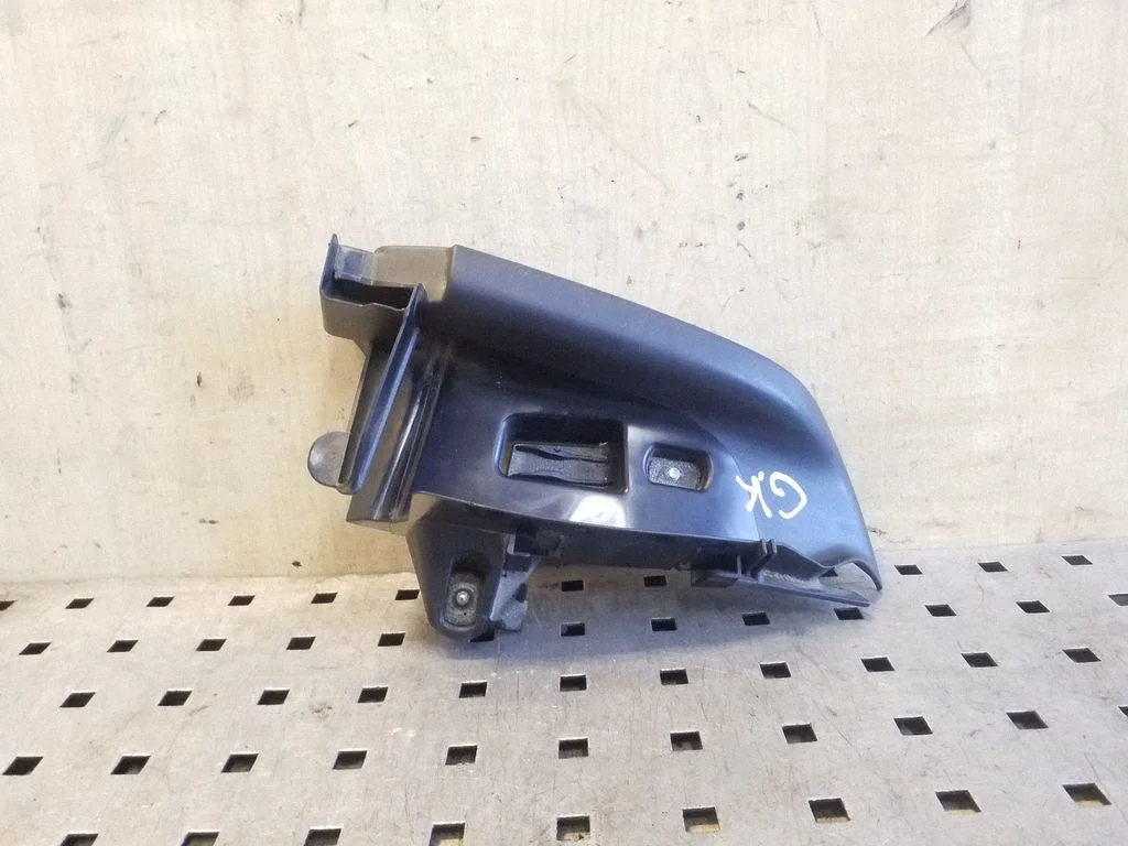 Muu salongiosa 8K0857792A