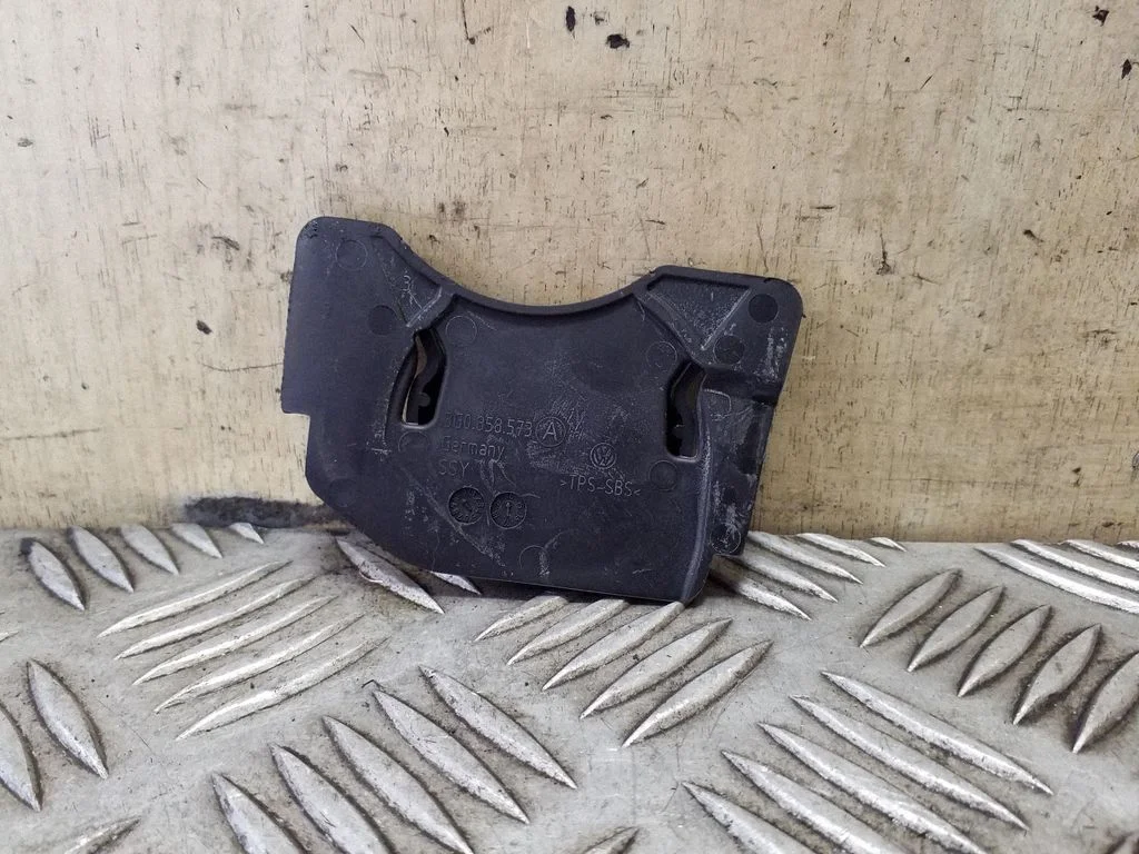 Muu salongiosa 3G0858573A