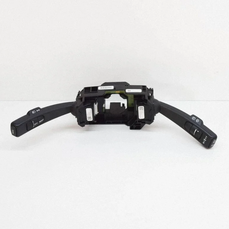 Indicator stalk – Volvo V60 (2011-2013)