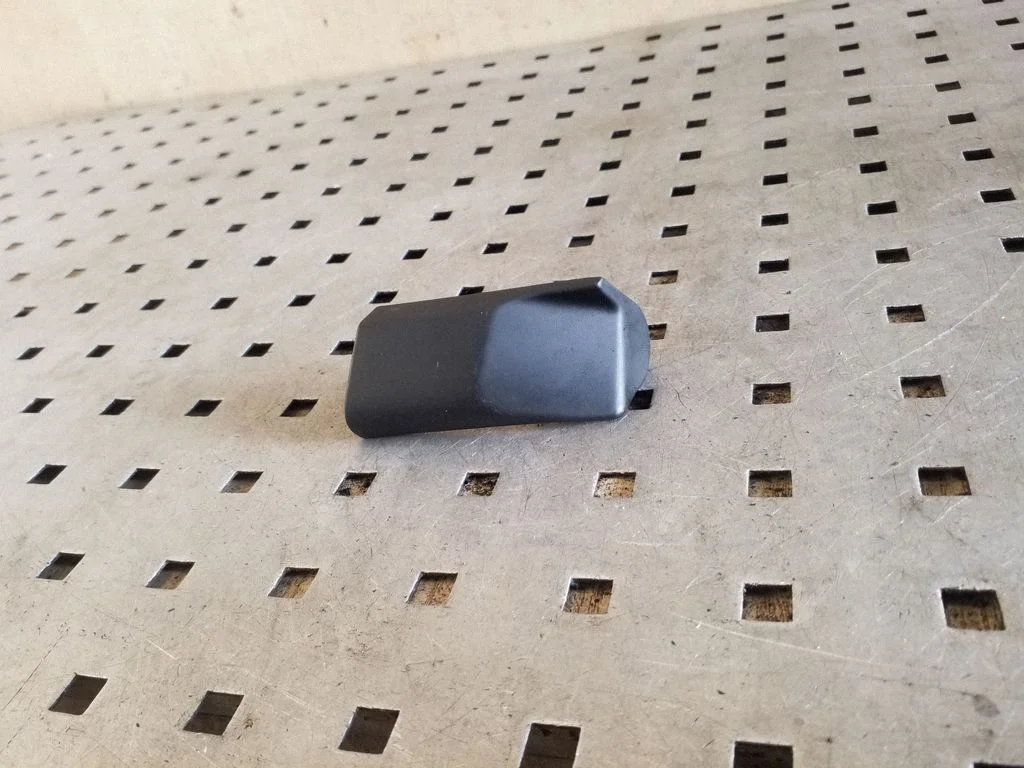 Cita salona detaļa 4G2858341