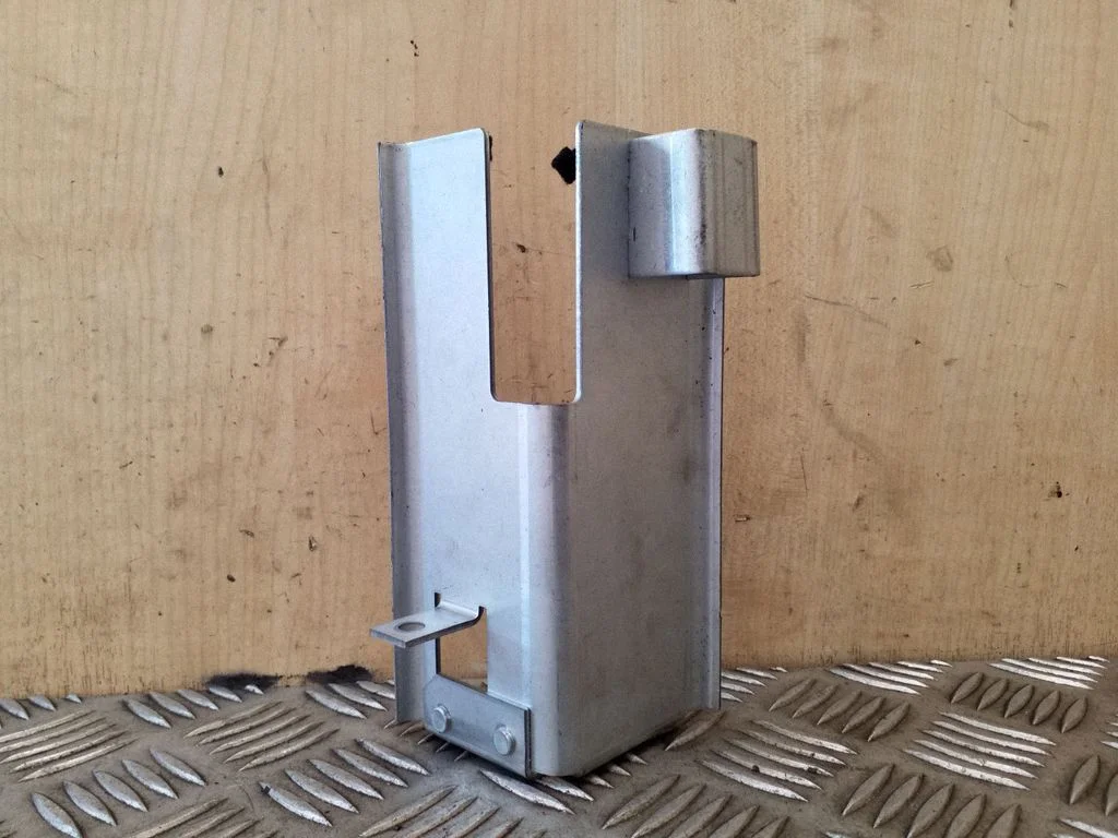 Muu salongiosa 7L0801387A