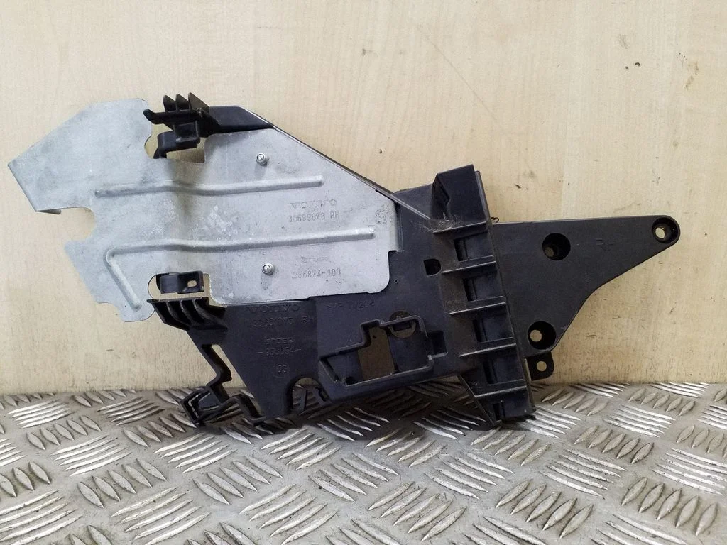 Cita salona detaļa 30699678
