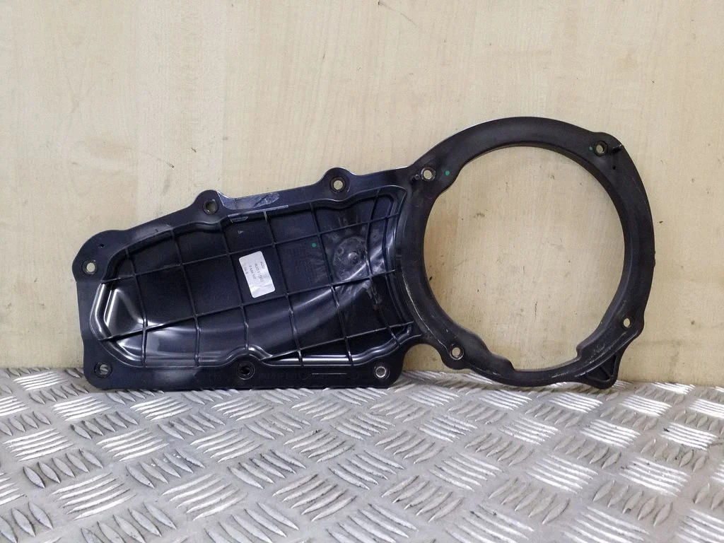 Cita salona detaļa 4G0837103