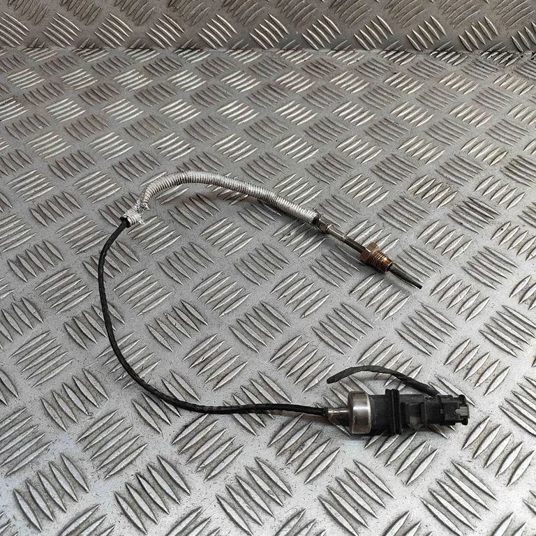 Czujnik temperatury spalin 8S0919529