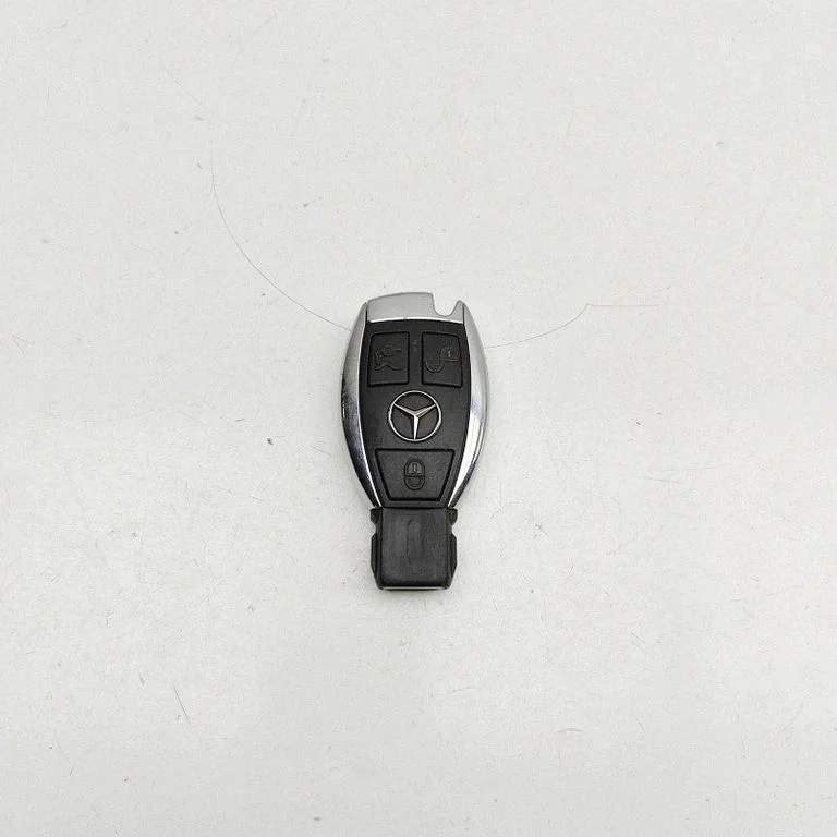 Süütevõti/kaart A2127667006