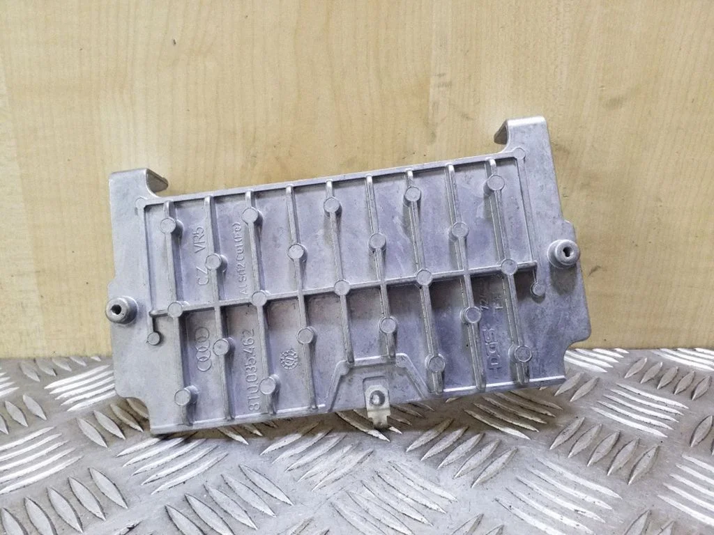 Other interior part – Audi A5 8T 8F (2007-2016)