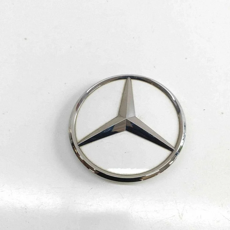 Tootja embleem / mudelitähed A2058170008
