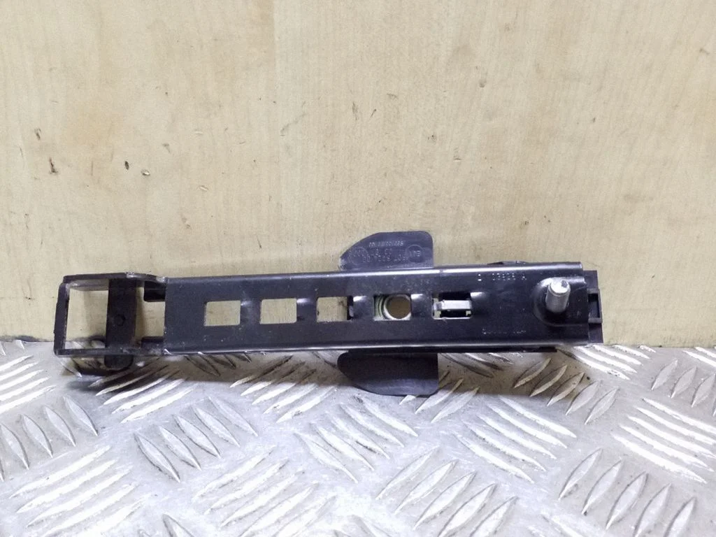 Other interior part – Audi A4 Allroad B8 (2008-2016)
