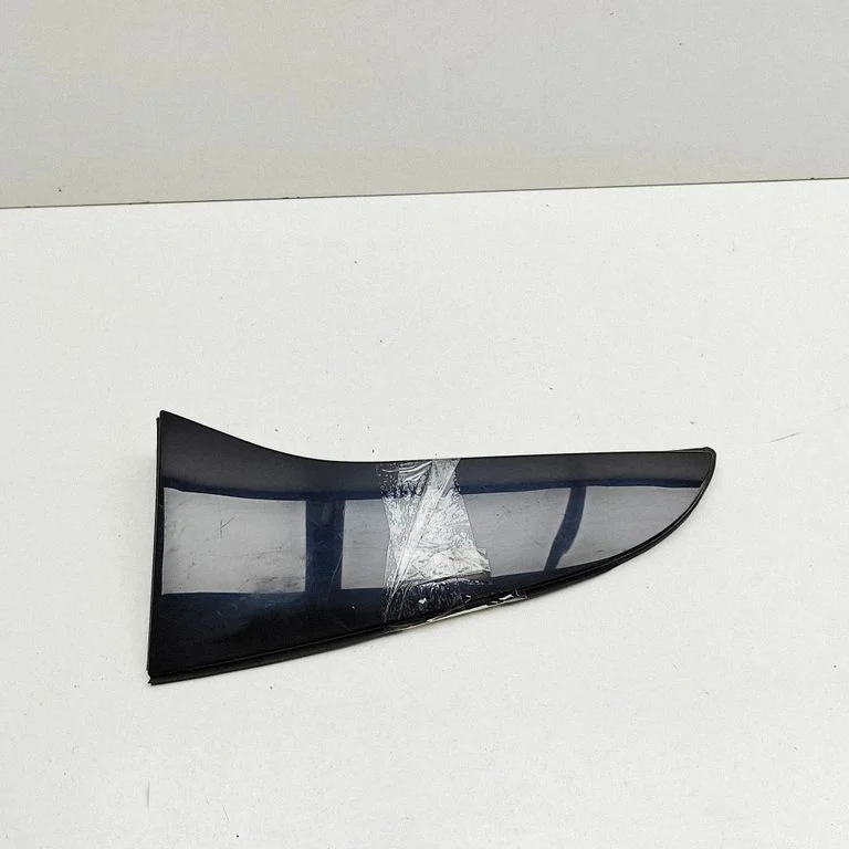 Aizmugurējā vāka apdare A2477901300