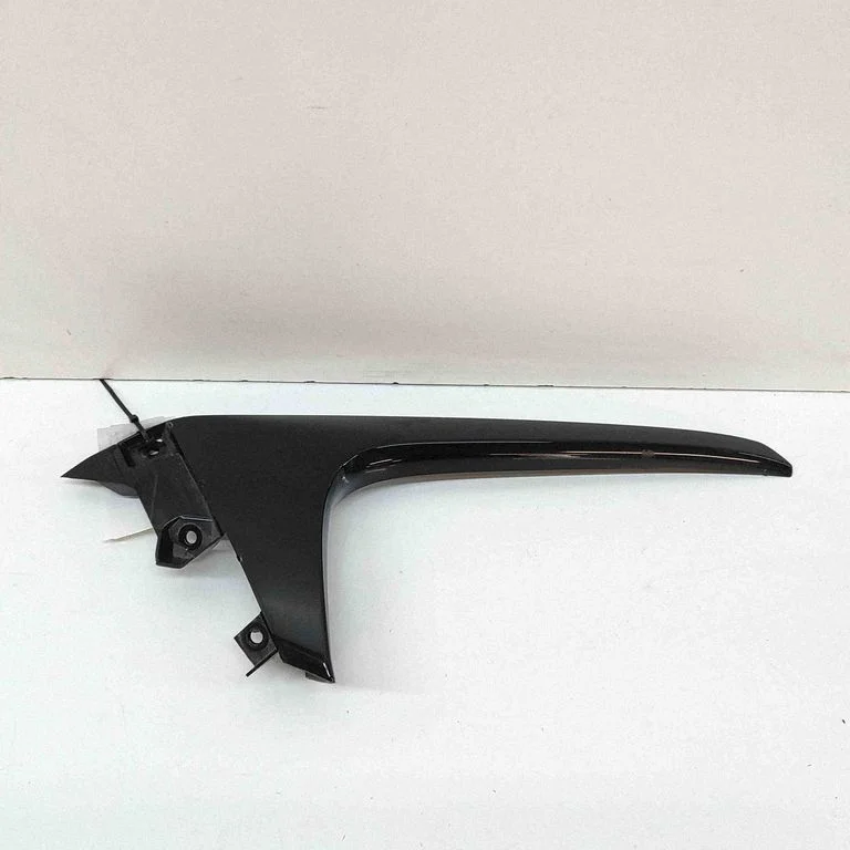 Tagaluugi kate 7689778010 – Lexus NX (2014-2021)