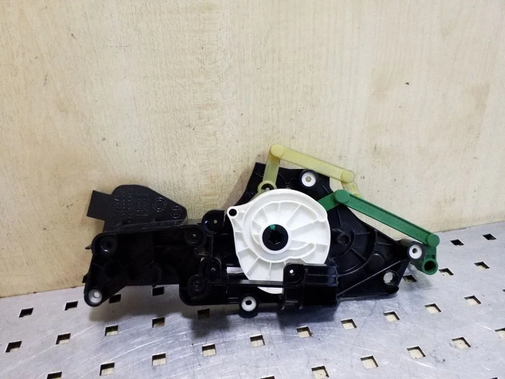 Other interior part – Volvo XC70 (2005-2007)