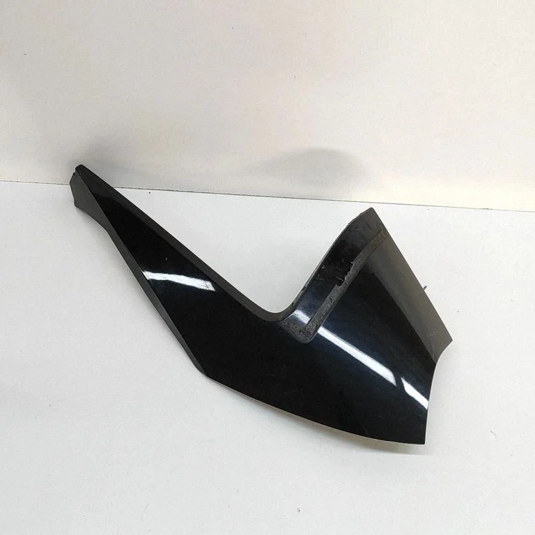 Aizmugurējā vāka apdare 960365SK0A