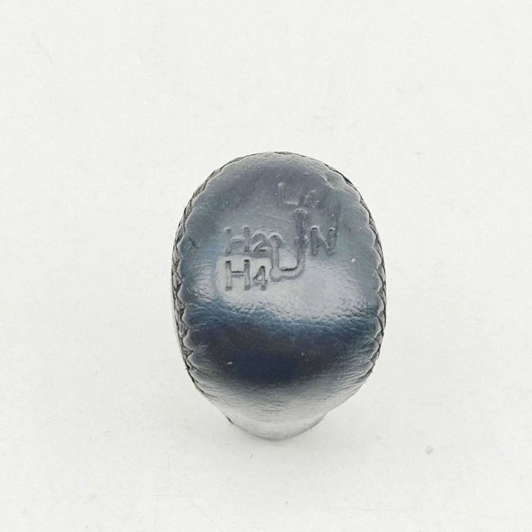 Pārnesumu pārslēga sviras apdare (āda, poga) 3350402070