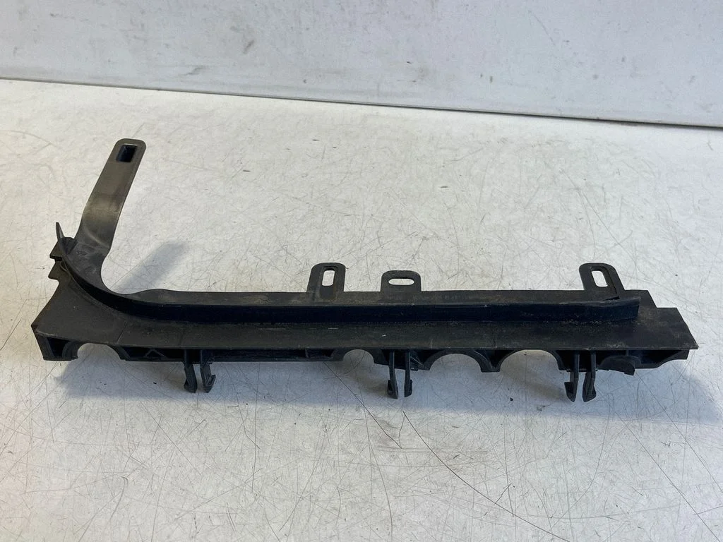 Other exterior part – Mercedes-Benz EQC (2019-)