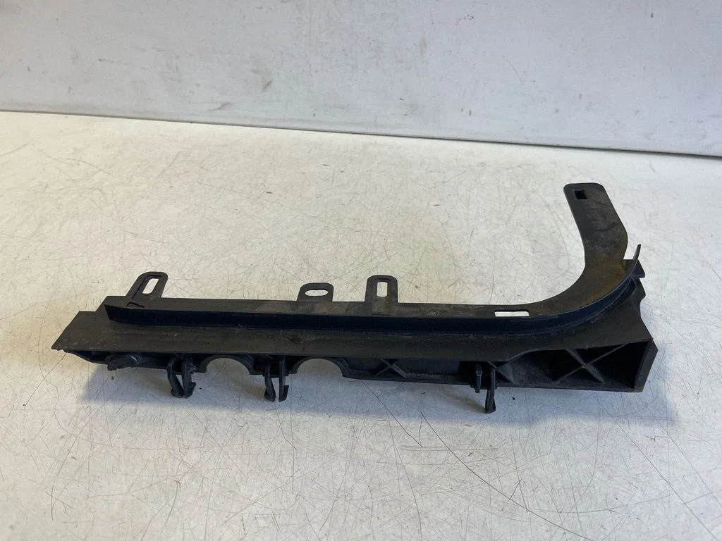 Other exterior part – Mercedes-Benz EQC (2019-)