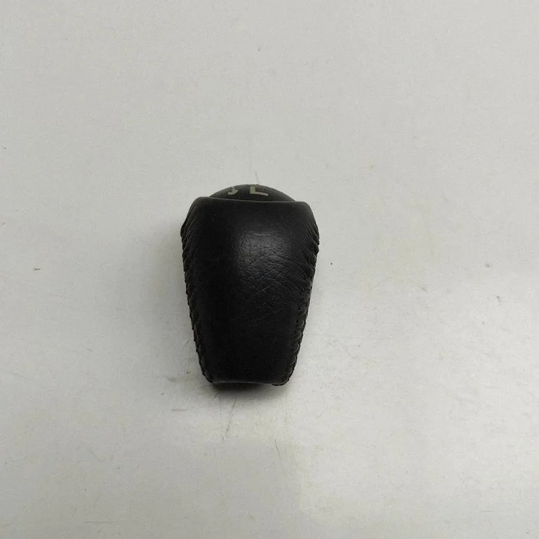 Pārnesumu pārslēga sviras apdare (āda, poga) 3354220140C0