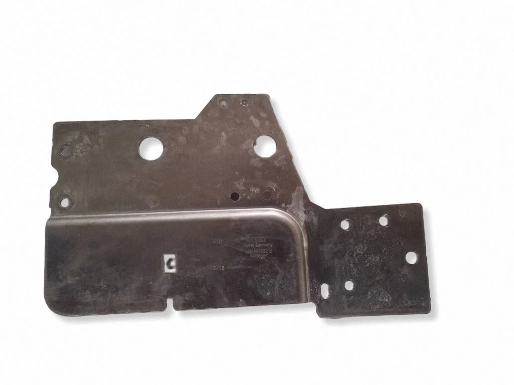 Cita ārējā detaļa 4M0907682B