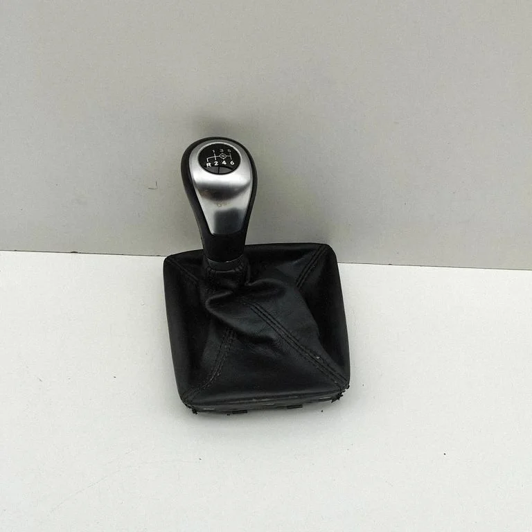 Käigukangi viimistlus (nahk, nupp) A1763641110