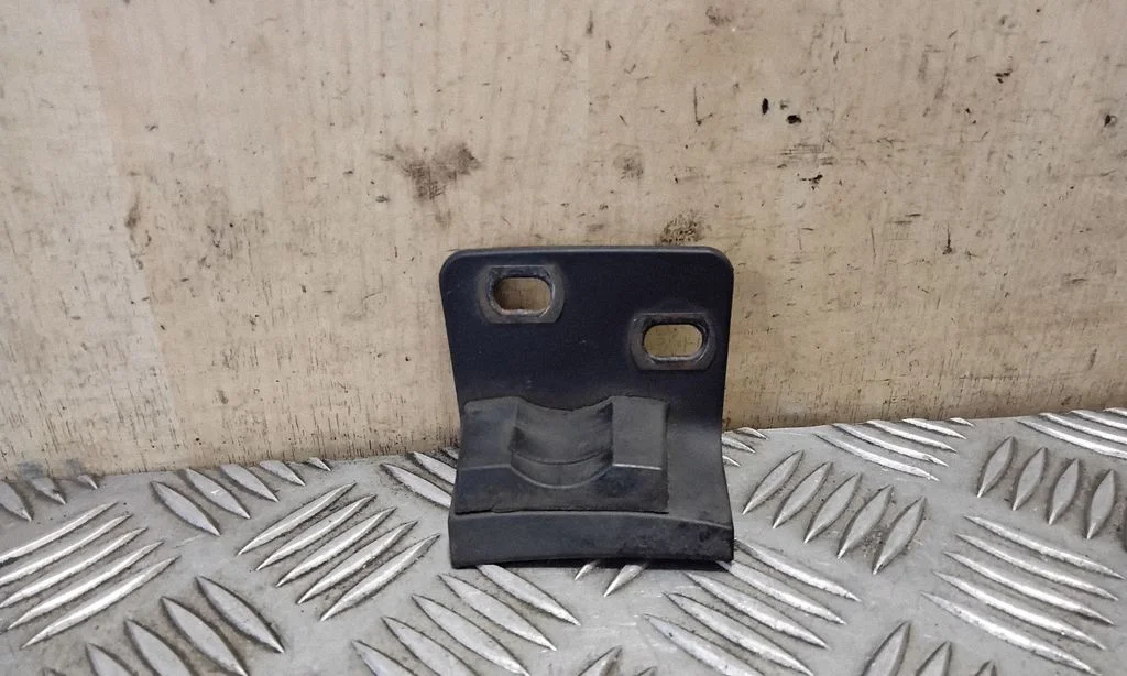 Other exterior part 7L6827683D