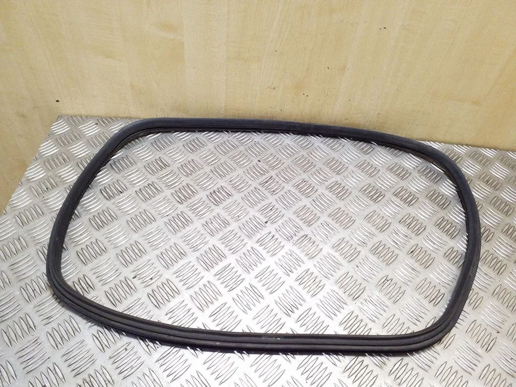 Other exterior part – Mitsubishi Pajero Sport I (1996-2008)