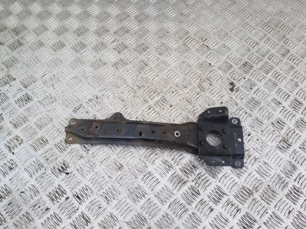 Other exterior part – Mitsubishi Pajero Sport I (1996-2008)