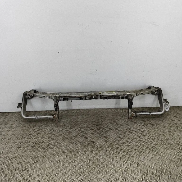 Radiatoru paneļa augšējā daļa 4805843AI
