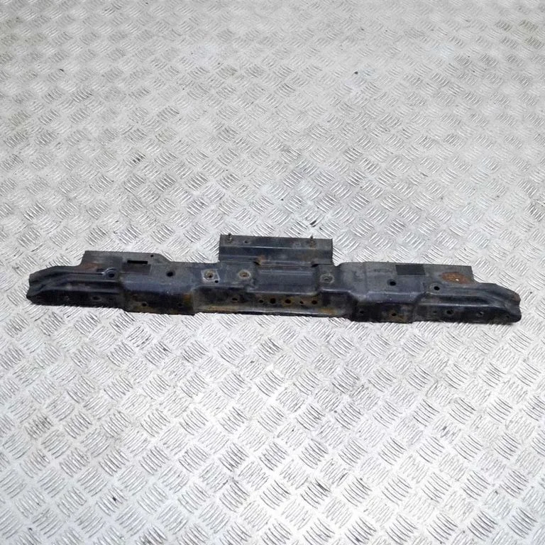 Radiaatori tugipaneeli ülaosa – Nissan Murano Z50 (2002-2008)