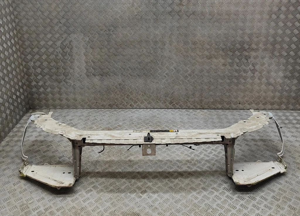 Radiatoru paneļa augšējā daļa 6H5200124AF