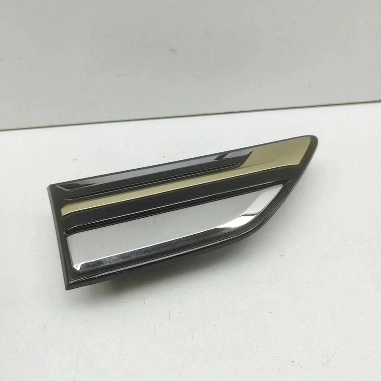 Poritiiva iluliist (molding) 990420321R
