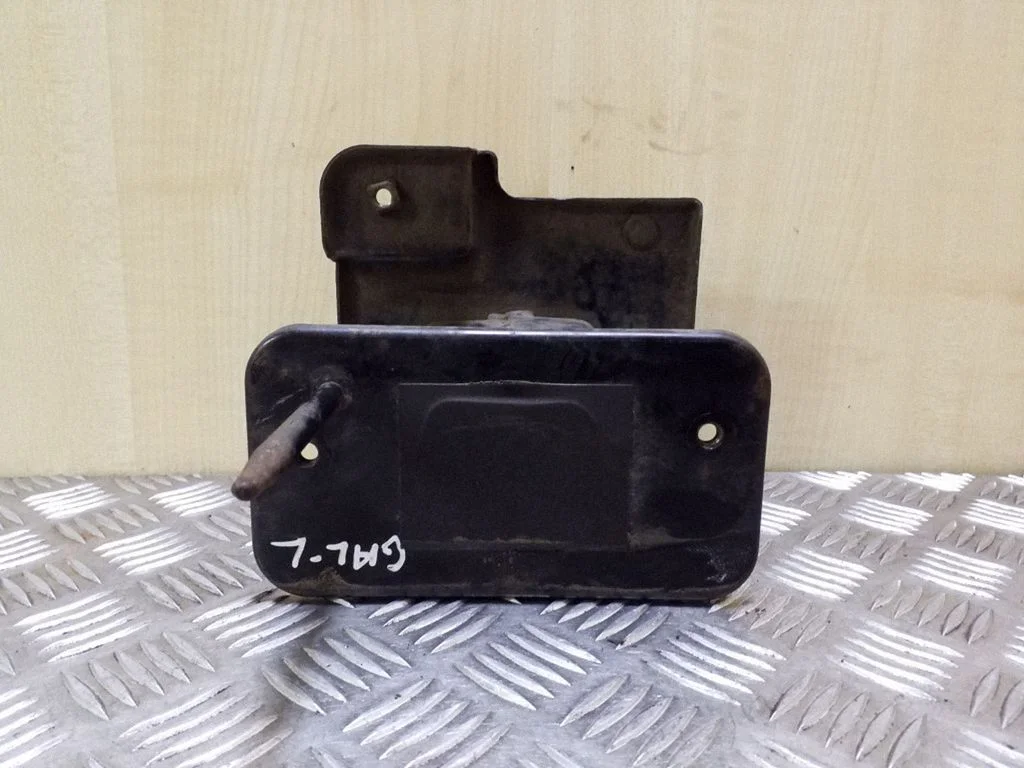 Other exterior part – rear left