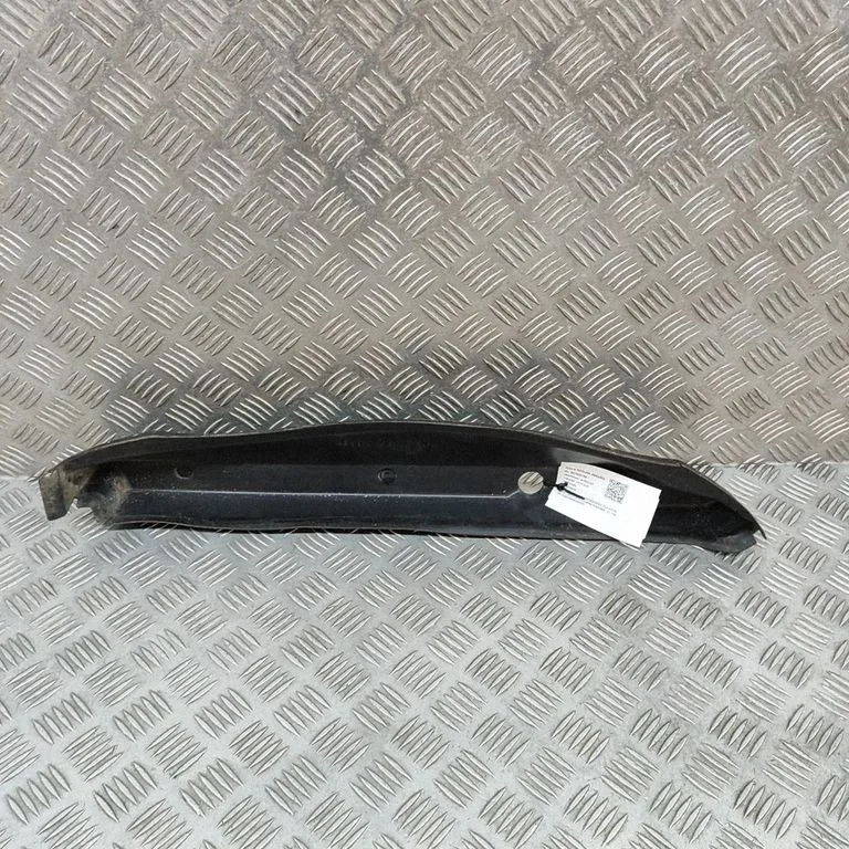 Poritiiva iluliist (molding) – Mercedes-Benz CLS-klass C218 X218 (2011-2017)