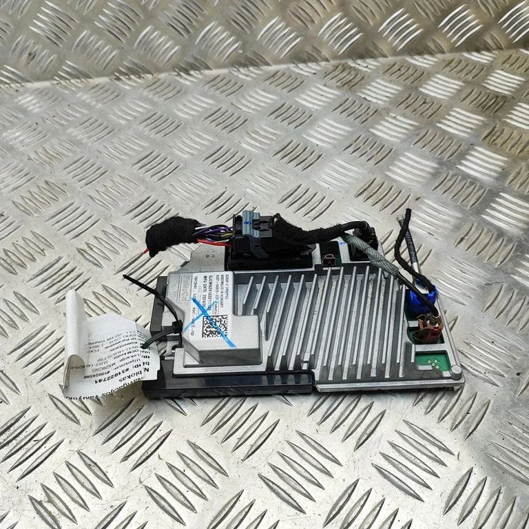 Navigācijas (GPS) vadības bloks SU5T14G670ECF