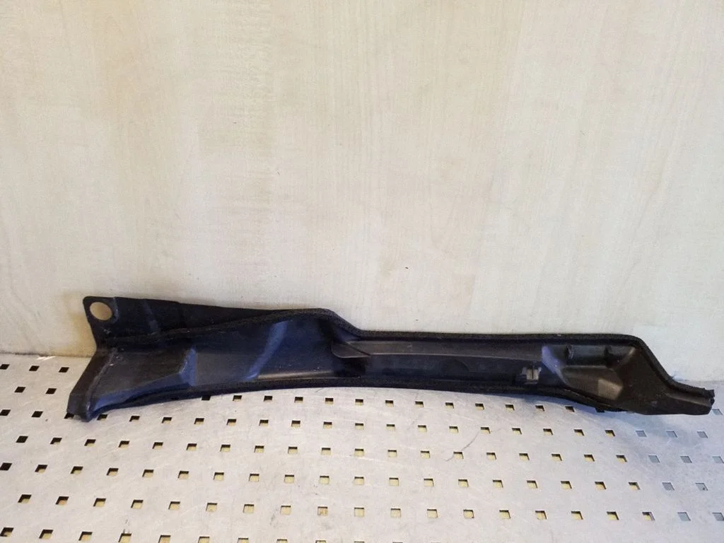 Other exterior part – Toyota Corolla E120 E130 (2004-2007)