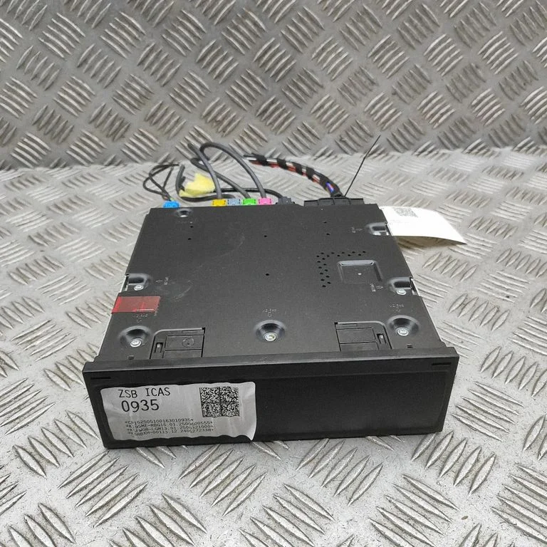 Navigācijas (GPS) vadības bloks 10C035816A