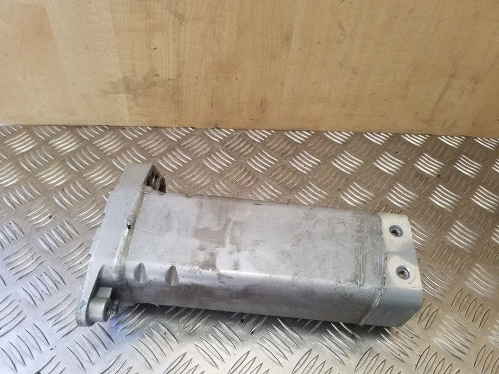 Cita ārējā detaļa 8Z0805120