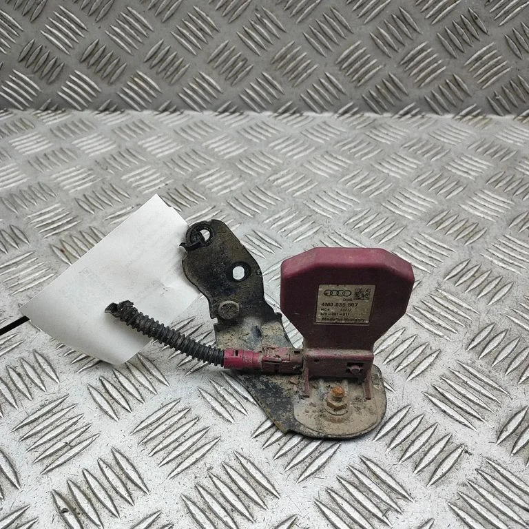Antenn (GPS-antenn) 4M0035507