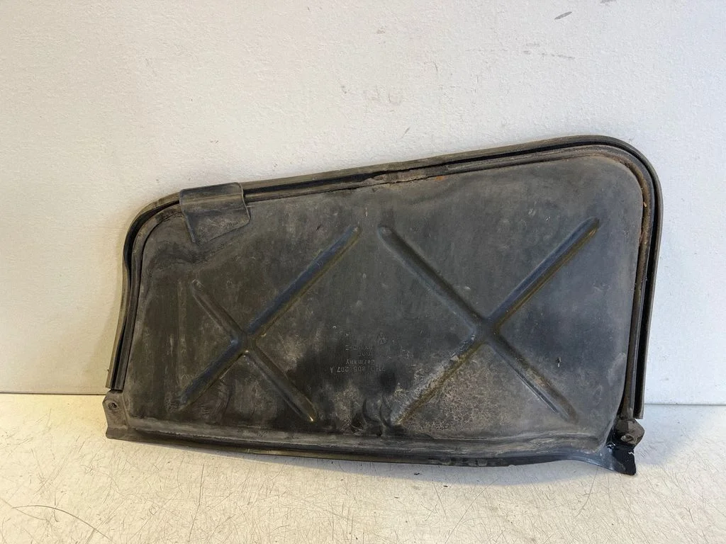 Other engine bay part – Volkswagen Transporter - Caravelle T5 (2003-2015)