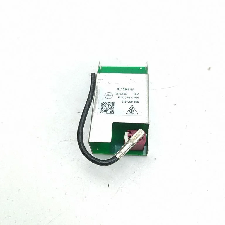 Aerial GPS antenna – Porsche Taycan 9J1 (2019-)